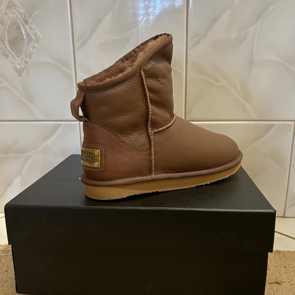 Australia luxe short boots 7 - Picture 2 of 4